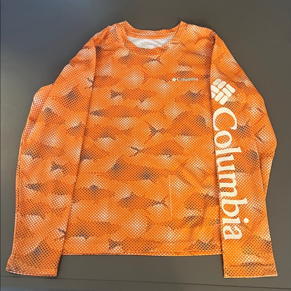 Kids. Columbia Outdoor Shirt Collection - set of 5. (Size: 8) - Picture 12 of 15